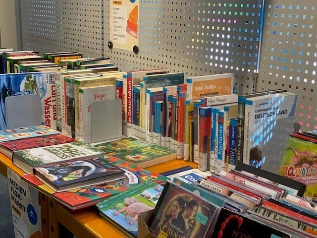 Flohmarkt-in-Meckelfeld-bietet-Lesestoff-zur-Vorweihnachtszeit