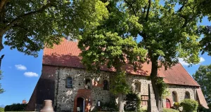 Die Mauritiuskirche im Hittfelder Ortskern. Foto: C. Wöhling
