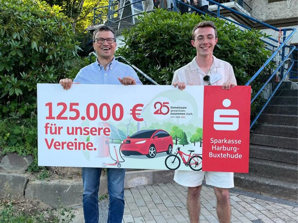 Gymnasium-Meckelfeld-erh-lt-3-450-Euro-f-r-Fahrrad-Werkstatt