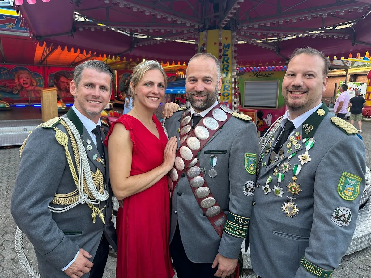 K-nigsball-in-Hittfeld-zu-Ehren-seiner-Majest-t-Timo-R-ntsch