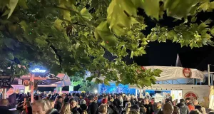 Drei Tage volles Programm: Das Hittfelder Dorffest verspricht Unterhaltung für Jung und Alt. Foto: Schäfer