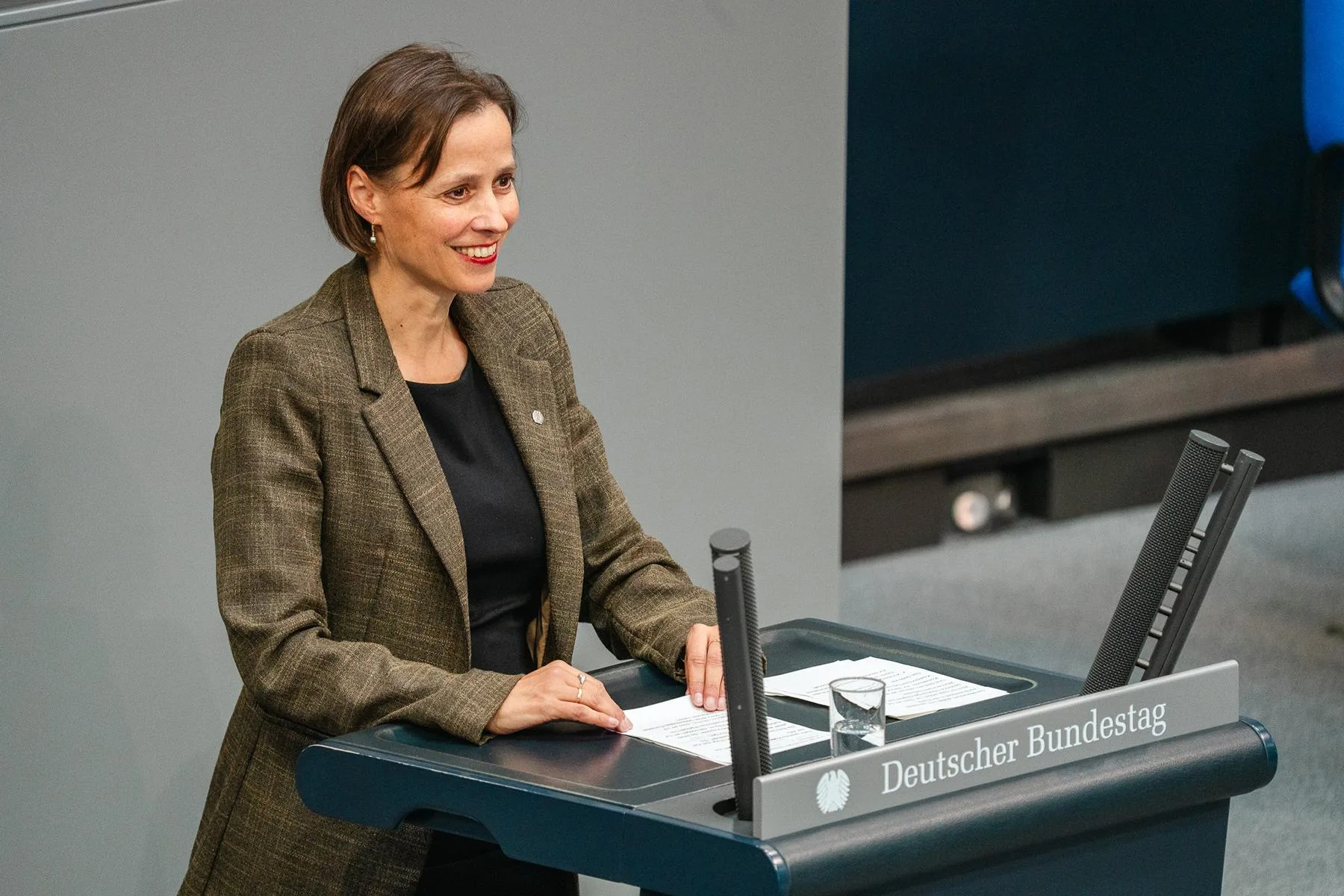 Steuerentlastungen-f-r-Ehrenamt-und-Gastronomie-ab-Januar