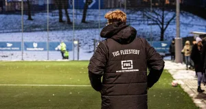 Trainer Lennart Gögel im TuS-Einsatz am HSV-Campus. Foto: Zabel