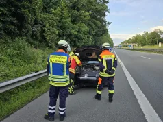 Feuerwehr im Einsatz: Überhitzter Motor statt Autobrand auf der A1 Mit einer Wärmebildkamera stellten die Einsatzkräfte eine erhebliche Wärmeentwicklung im Motorbereich des Wagens fest. Foto: Pressestelle Feuerwehr Seevetal